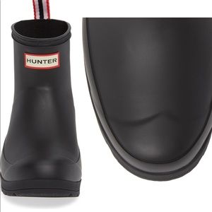 Hunter “play booties” in black